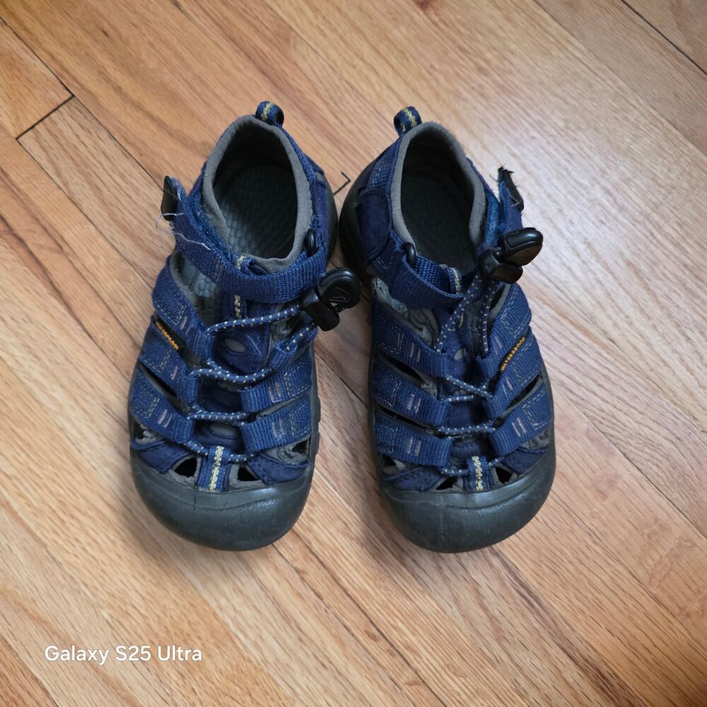 EUC‎ Keen Newport H2 Waterproof Hiking Sport Sandals sz 10